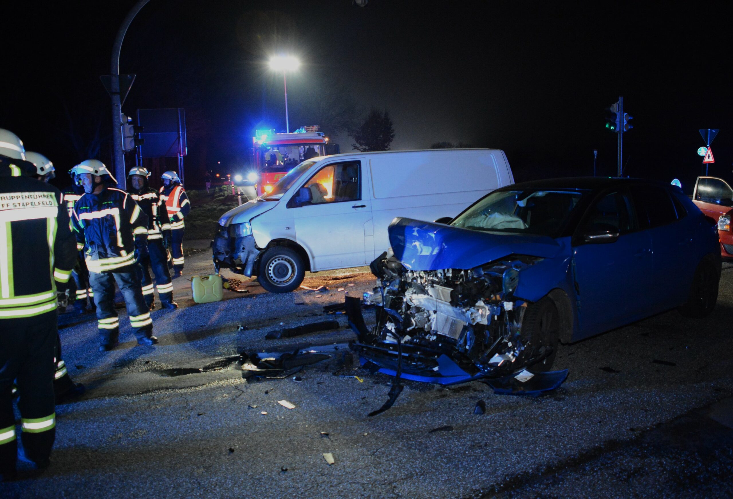 Die Autos an der Unfallstelle