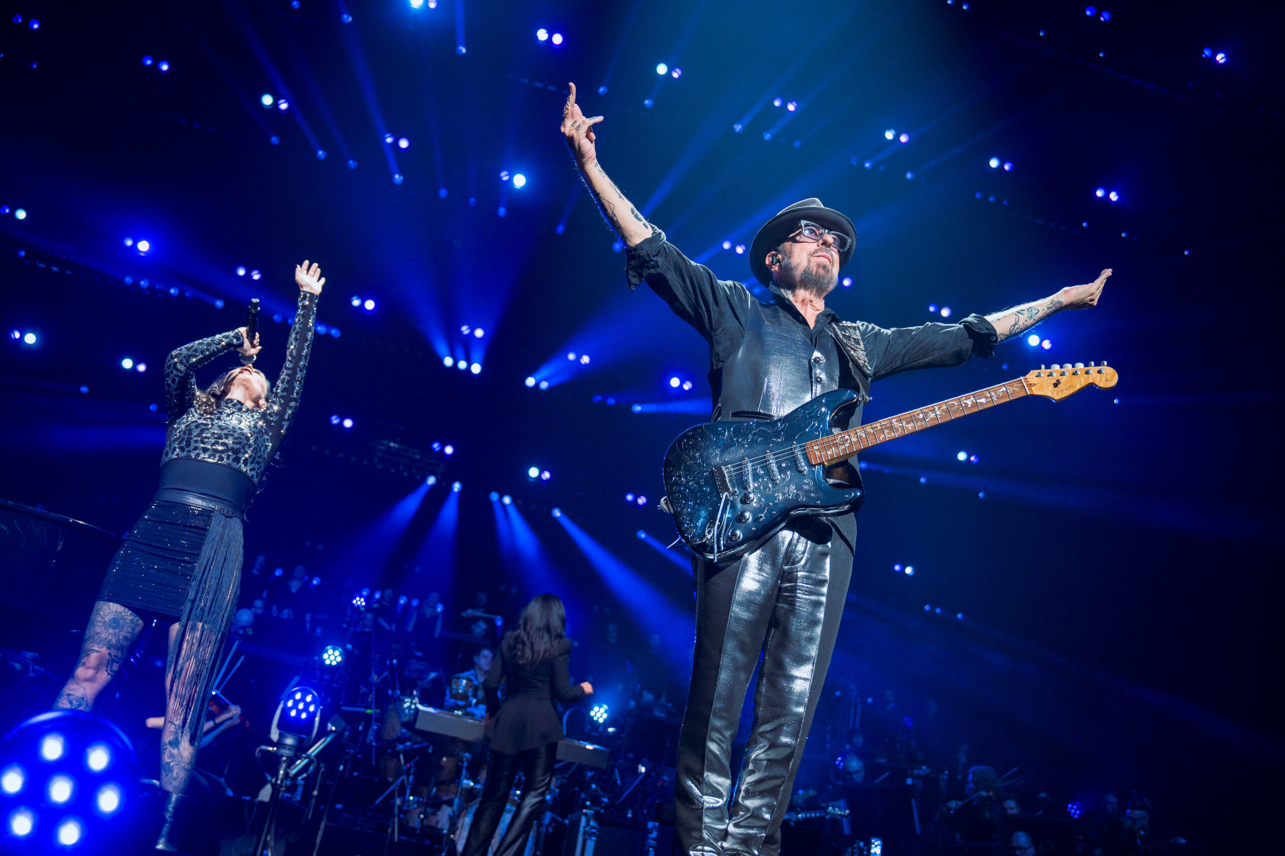 Dave Stewart von Eurythmics und Sängerin Vanessa Amorosi eroberten das Publikum bei „Night Of The Proms“ im Sturm.