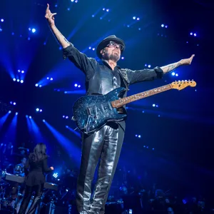 Dave Stewart von Eurythmics und Sängerin Vanessa Amorosi eroberten das Publikum bei „Night Of The Proms“ im Sturm.