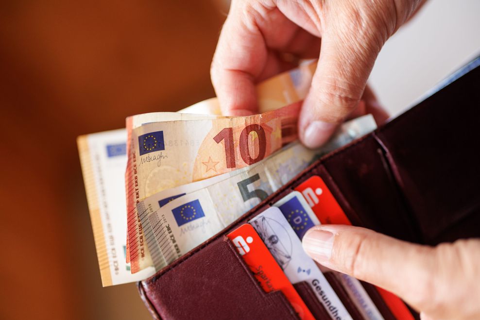 Geldscheine in einem Portemonnaie