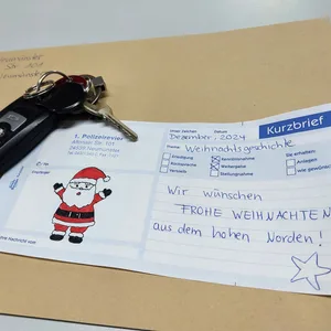 Der gesunde Schlüssel mit einem Zettel