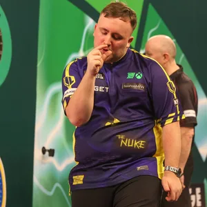 Luke Littler bei der Darts-WM