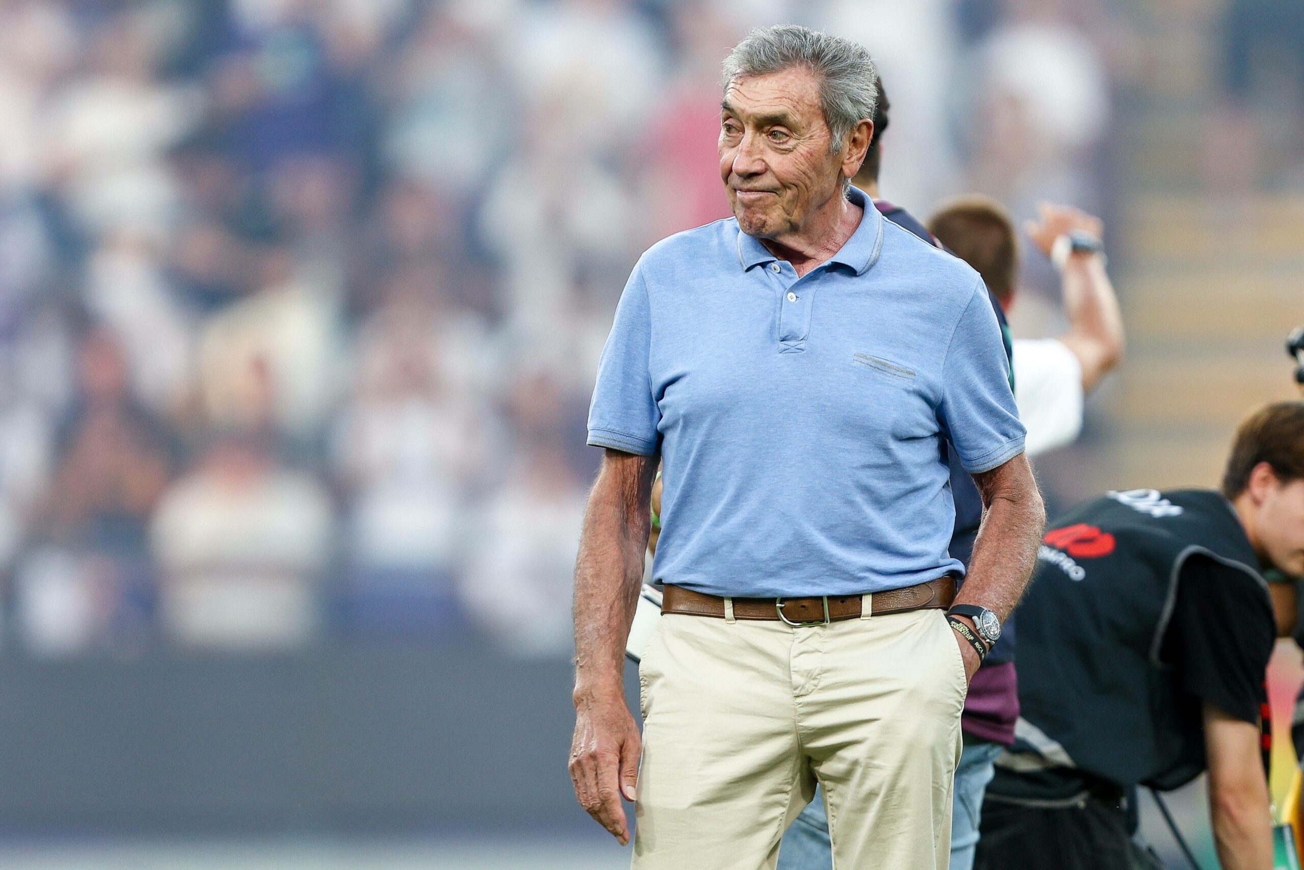 Eddy Merckx bei einem Fußballspiel von RSC Anderlecht