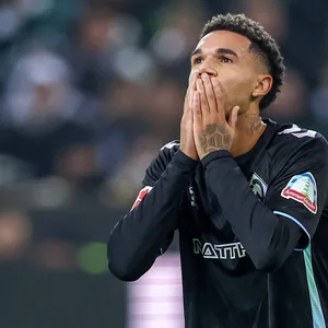 Justin Njinmah von Werder Bremen