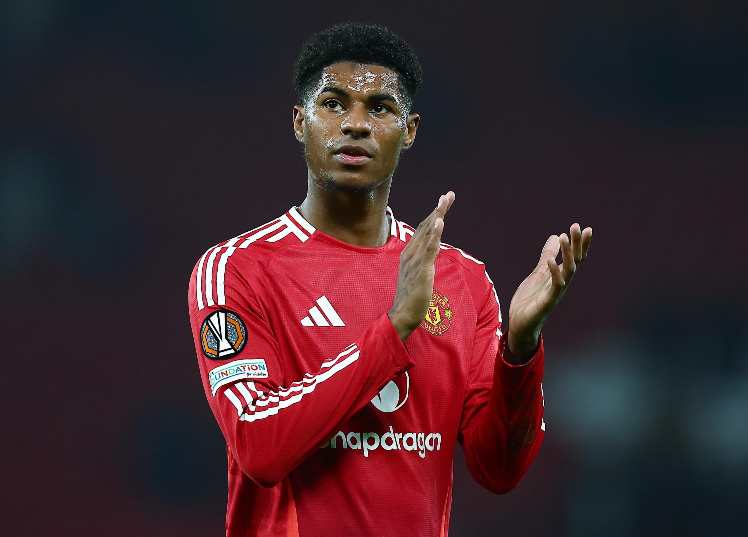 Marcus Rashford applaudiert