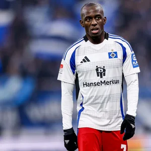 Jean-Luc Dompé beim 2:2 gegen Darmstadt im Volksparkstadion