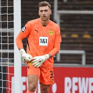 Wechselt Marcel Lotka von Borussia Dortmund zum 1. FC Heidenheim?