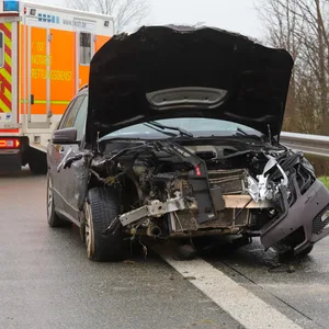 Die Autobahn A23 bei Bokhorst musste gesperrt werden.