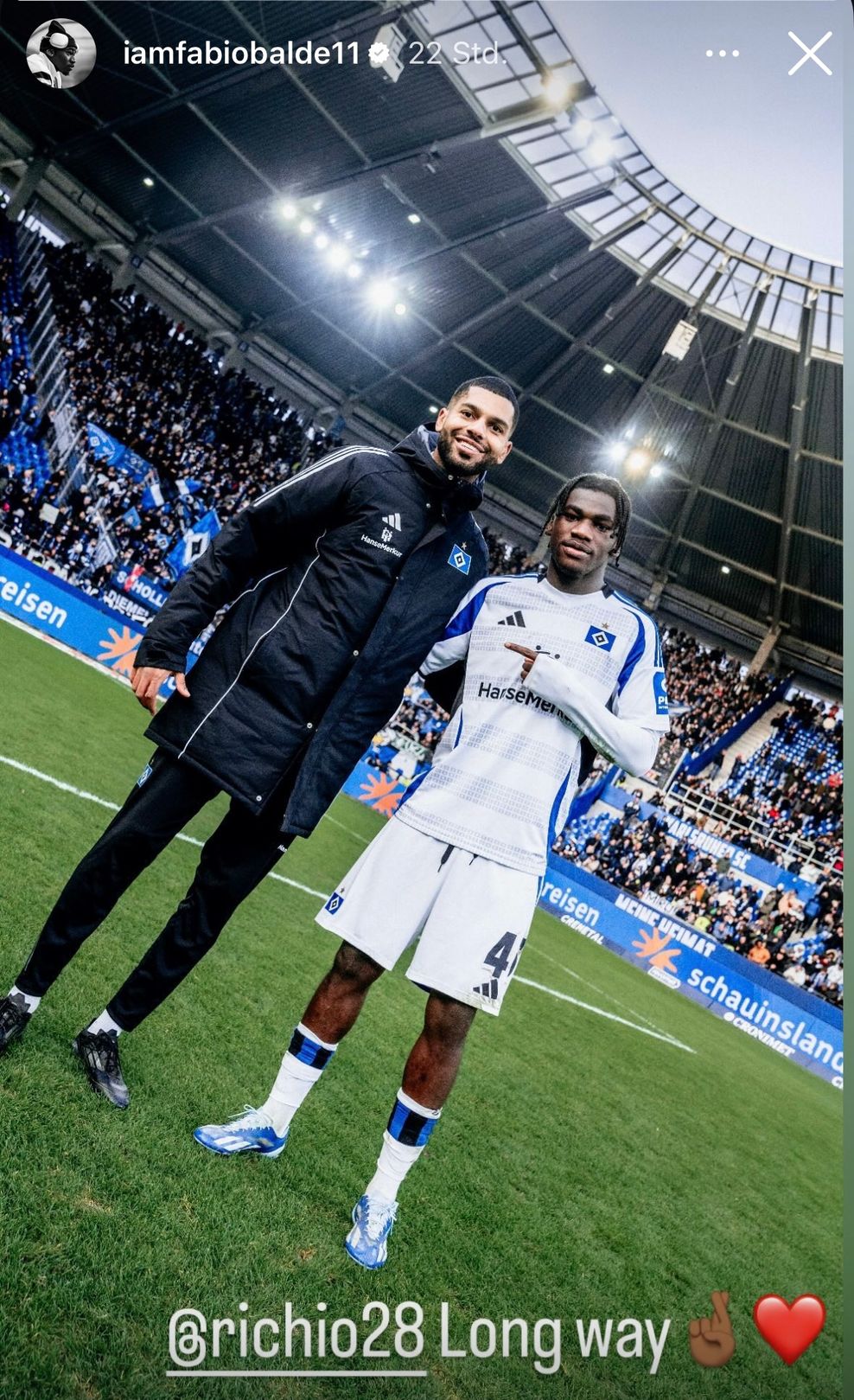 Mit diesem Foto bedankte sich HSV-Talent Fabio Baldé bei Assistenztrainer Richard Krohn.