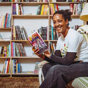 Catherine Bazabas in ihrem Comic-Laden