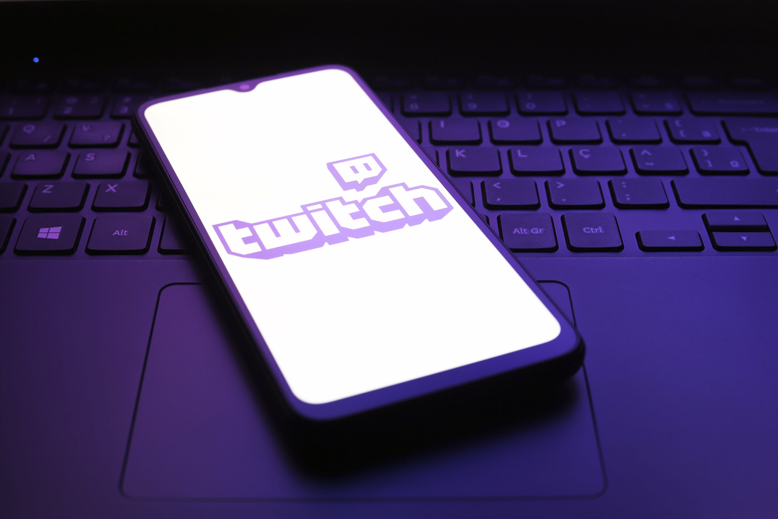 Die Gaming-Plattform Twitch auf einem Smartphone.