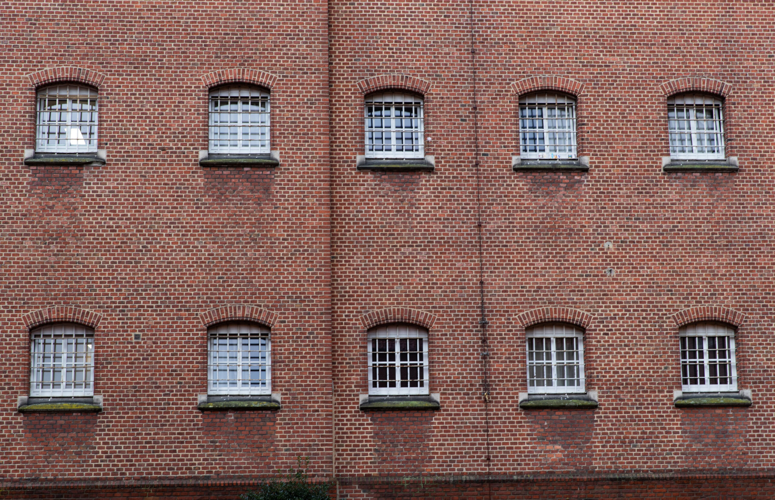 In Niedersachsen verbringen circa 4800 Gefangene Weihnachten hinter Gittern.