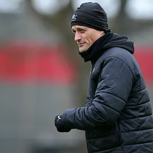 St. Pauli-Trainer Alexander Blessin