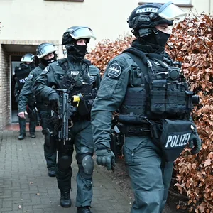 Weil er seine Ex-Freundin bedroht haben soll, wollte die Polizei am Mittwoch eine Gefährderansprache bei einem jungen Mann in Heimfeld durchführen.
