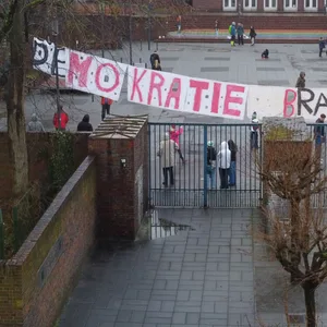 Schon einen Tag vor dem Auftritt regt sich in Heimfeld Protest.