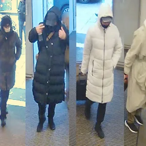 Die Polizei Lübeck sucht diese vier Tatverdächtigen. Die vier Personen sollen rund 10 Millionen aus Schließfächern geklaut haben.