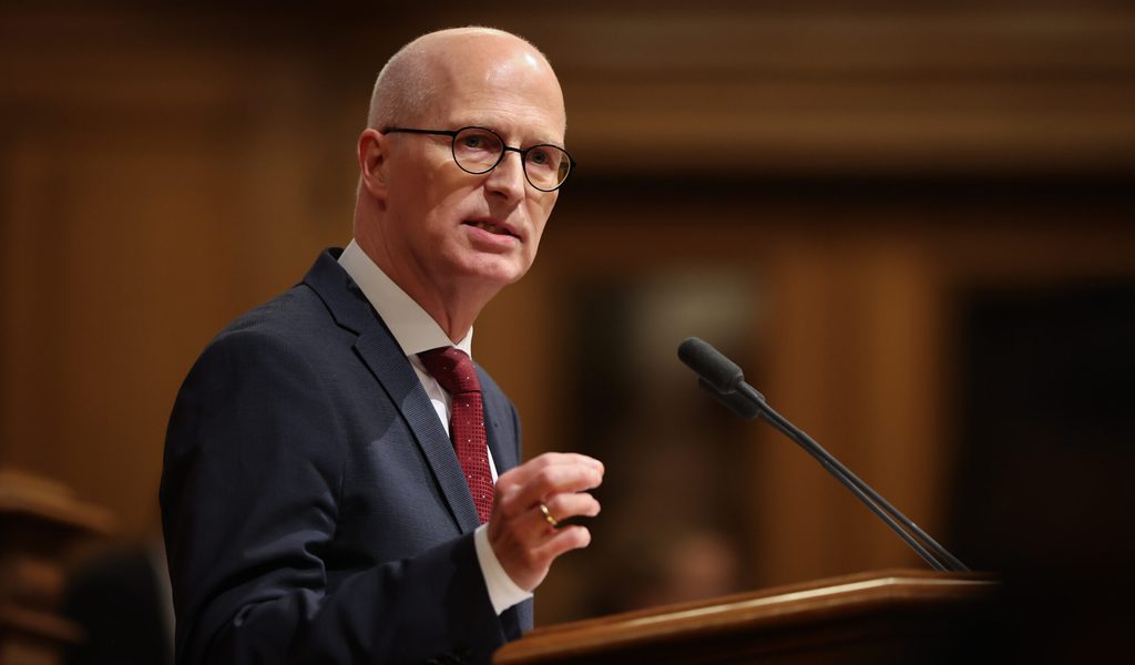 Hickhack-um-Hamburger-Klimaentscheid-jetzt-schaltet-sich-Tschentscher-ein