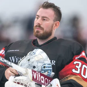 Philipp Grubauer im Trikot der deutschen Nationalmannschaft