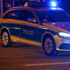 Messerstreit vor Friseursalon in Barmbek – Mann verletzt in Klinik