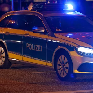 Festnahme nach Einbruchsversuch in türkiscen Supermarkt am Steindamm – zwei Männer ist Haft