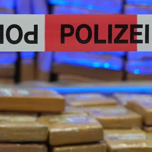 Hunderte Kilogramm Kokain geschmuggelt – vier Männer in Hamburg verhaftet
