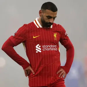 Mohamed Salah mit gesenktem Blick