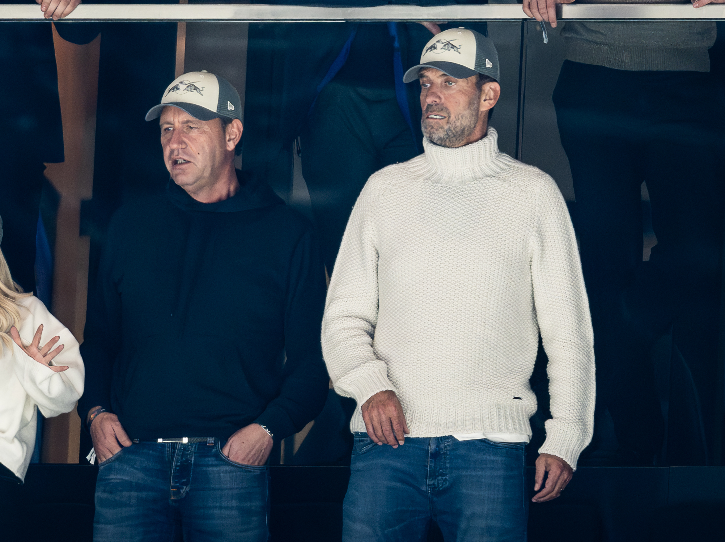 Jürgen Klopp (r.) beim DEL-Spiel in München