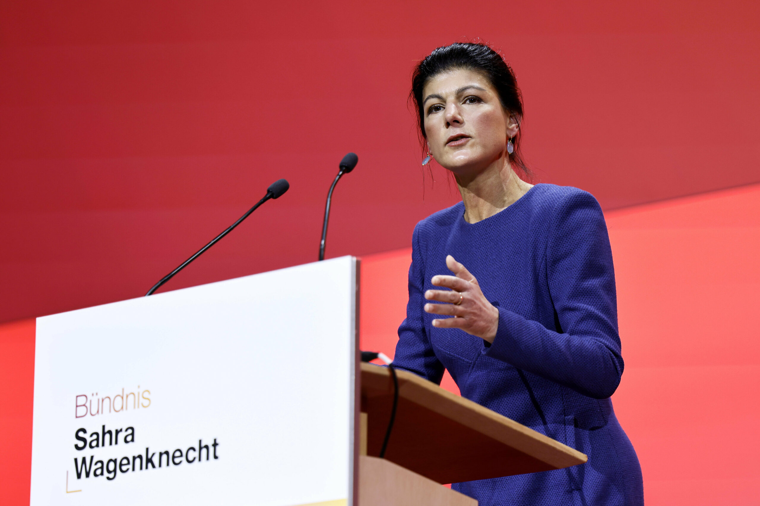 Sonntag: Politikerin Sahra Wagenknecht (BSW) auf dem BSW-Bundesparteitag in Bonn