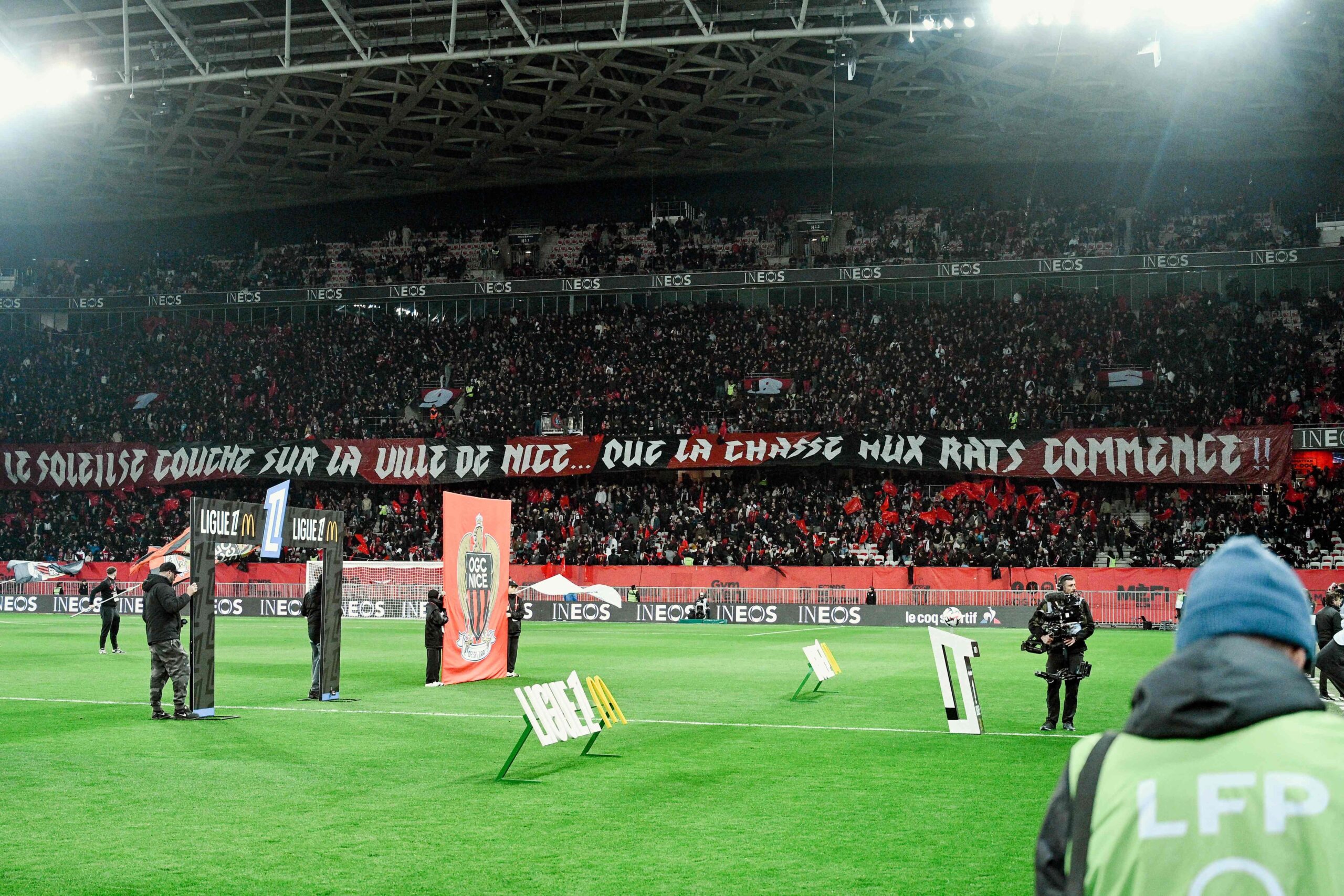 Ein Banner der Nizza-Fans gegen Marseille