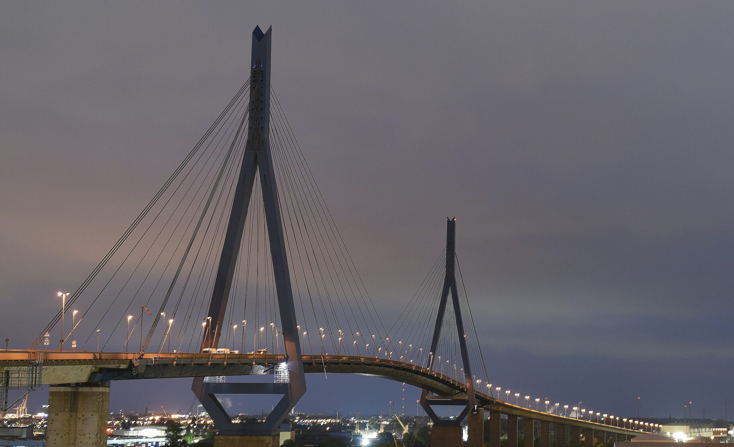 Die Köhlbrandbrücke