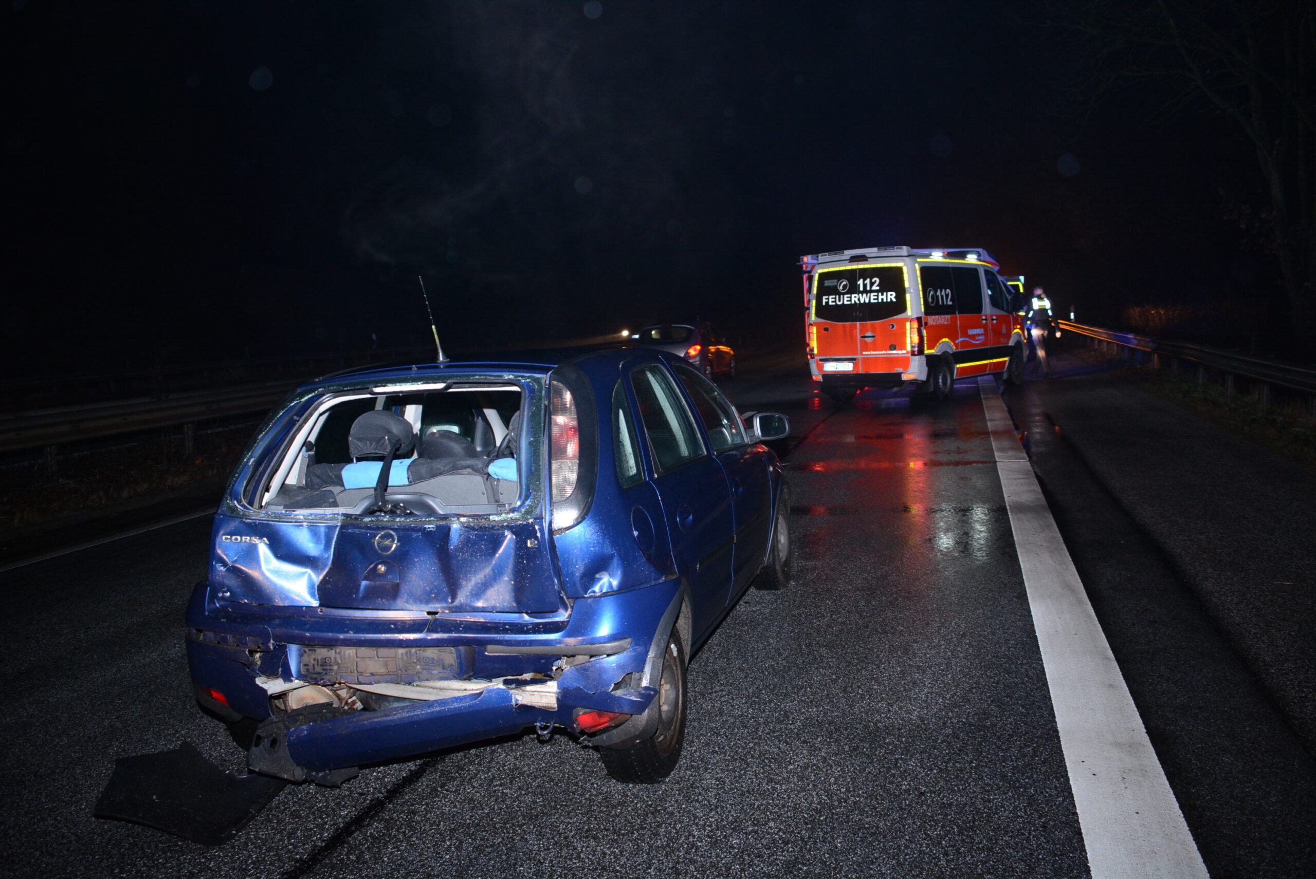 Der Opel Corsa nach dem Unfall