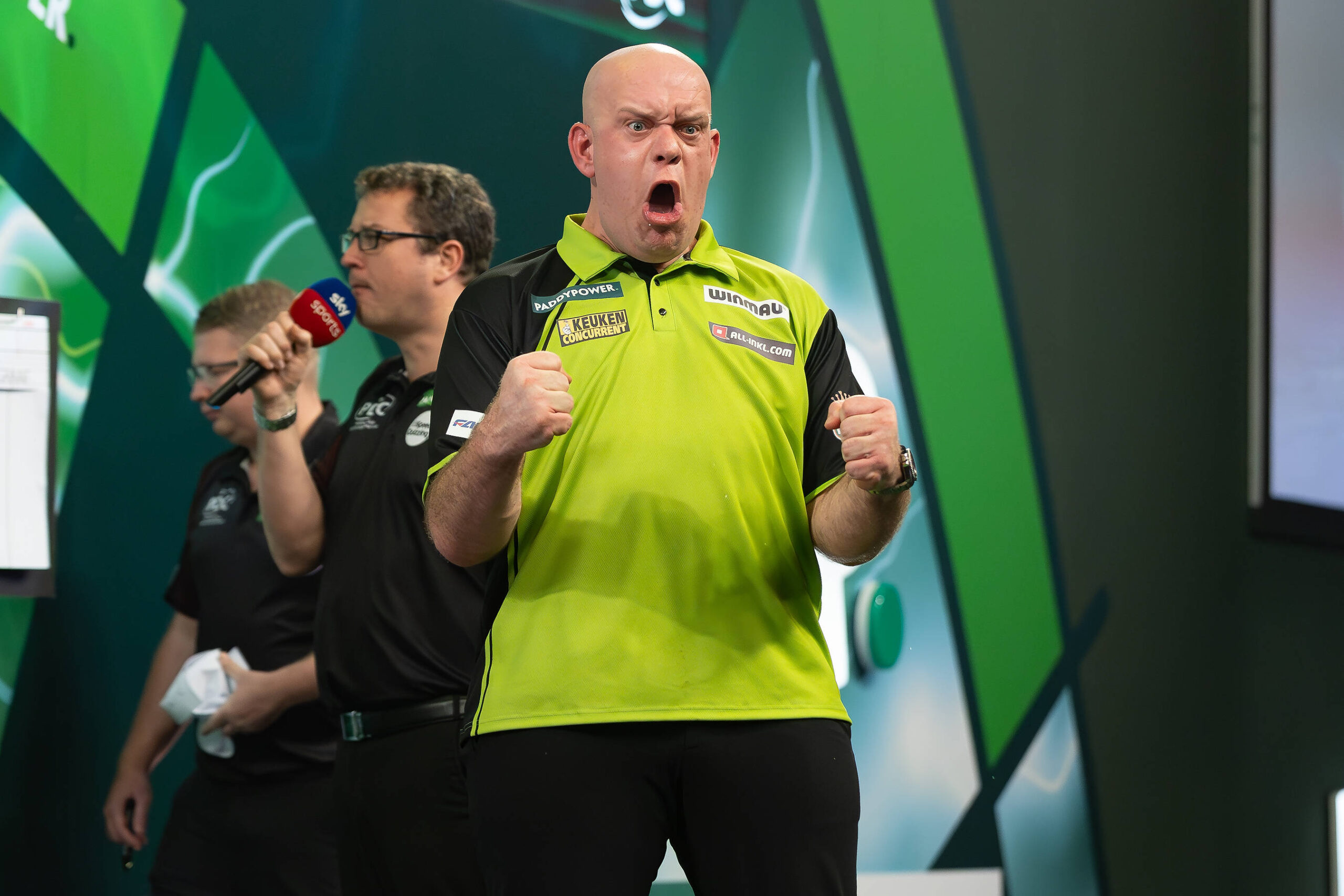 Michael van Gerwen jubelt bei der Darts-WM