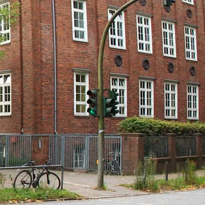 Heinrich-Hertz-Schule von außen