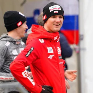 Andrzej Stekal in Aufwärmklamotten