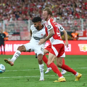 Elias Saad gegen Unions Kevin Vogt