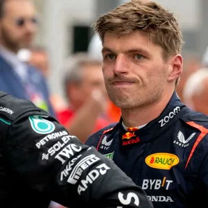 Max Verstappen schaut nicht zufrieden