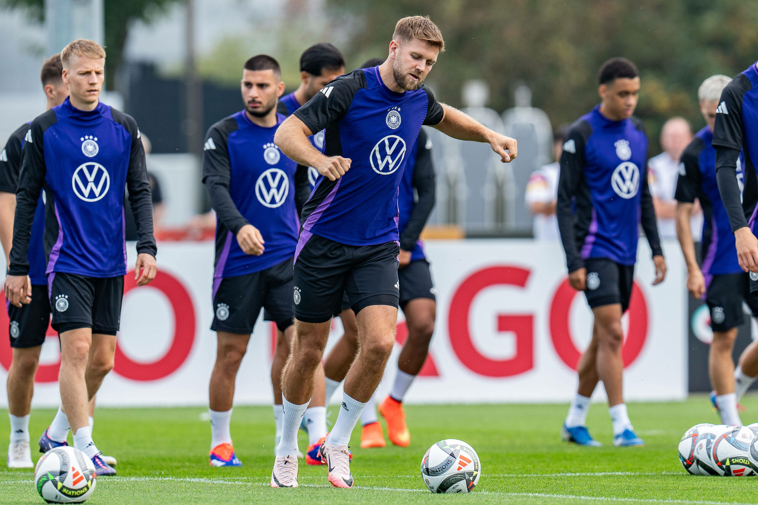 DFB Training. Zu sehen sind v.l. Chris Führich, Deniz Undav, Niclas Füllkrug und Jamal Musiala