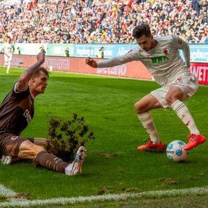 Eric Smith gegen Elvis Rexhbecaj