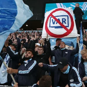 Fan-Proteste gegen den VAR