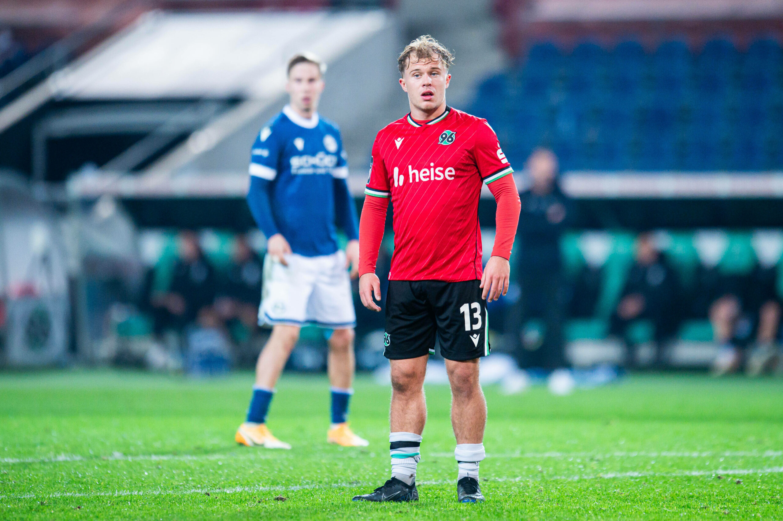 HSV-Leihgabe Tom Sanne im Drittliga-Einsatz für Hannover 96 (U23)