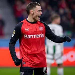 Florian Wirtz schreit jubelnd