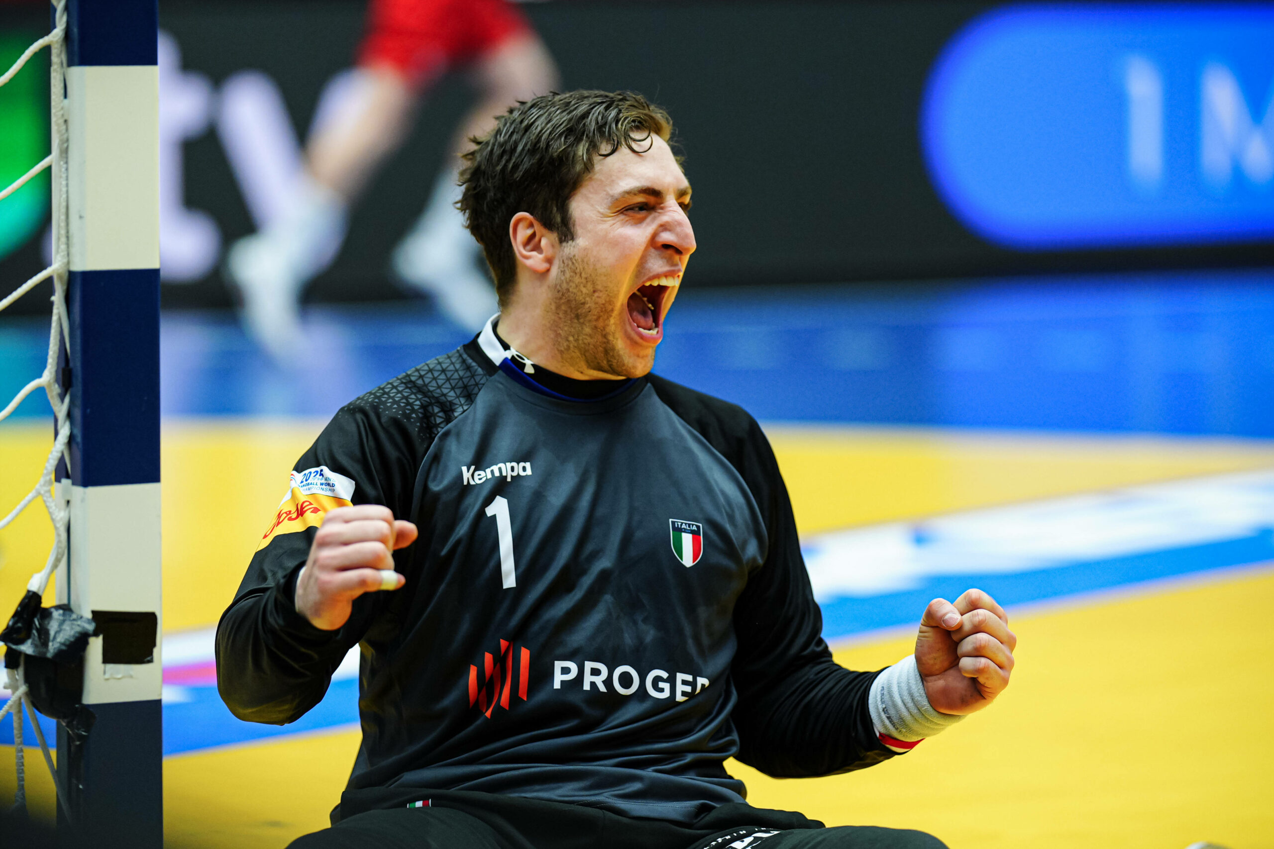 Domenico Ebner jubelt im Italien-Trikot