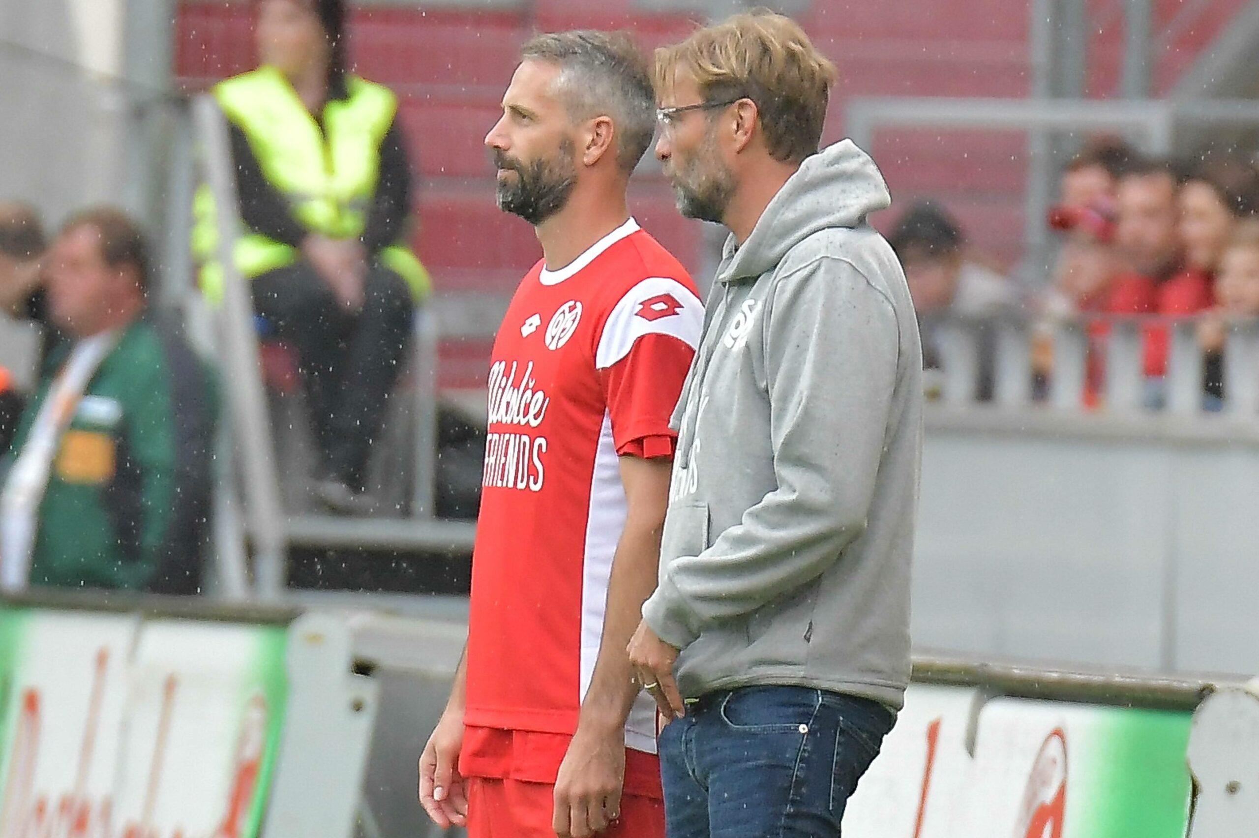 Jürgen Klopp und Marco Rose beim Abschiedsspiel von Nikolce Noveski 2017