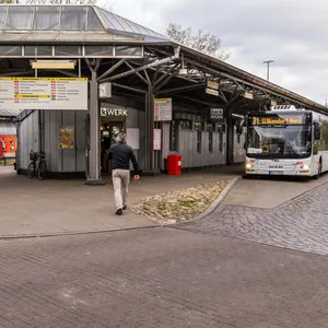 Auch am Eidelstedter Platz könnte die neue Buslinie künftig halten.