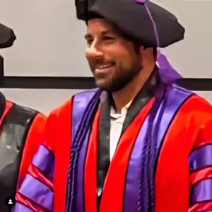 Ehrneprofessor Claudio Pizarro bei der Zeremonie in Peru