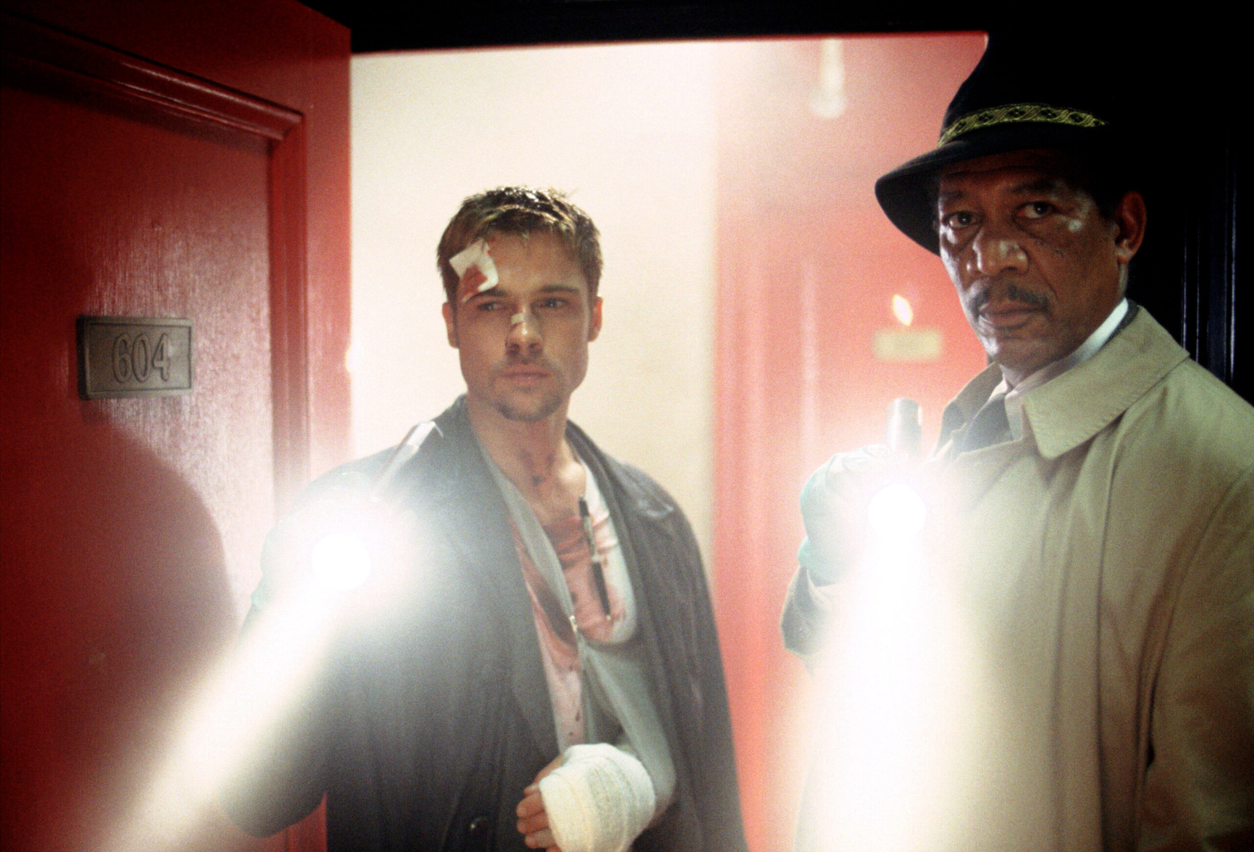 Bradd Pitt und Morgan Freeman in „Seven“