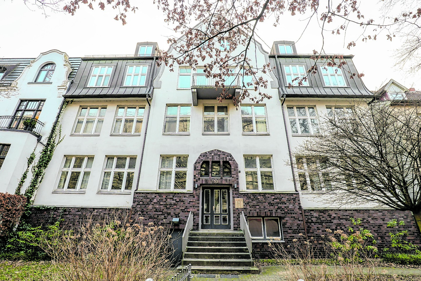 Diese Villa in der Sierichstraße in Winterhude sollte für 38 queere Geflüchtete einziehen.