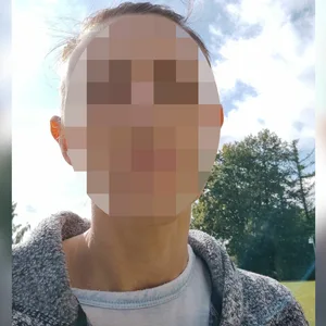 Mit diesem Bild sucht die Polizei nach der Vermissten.