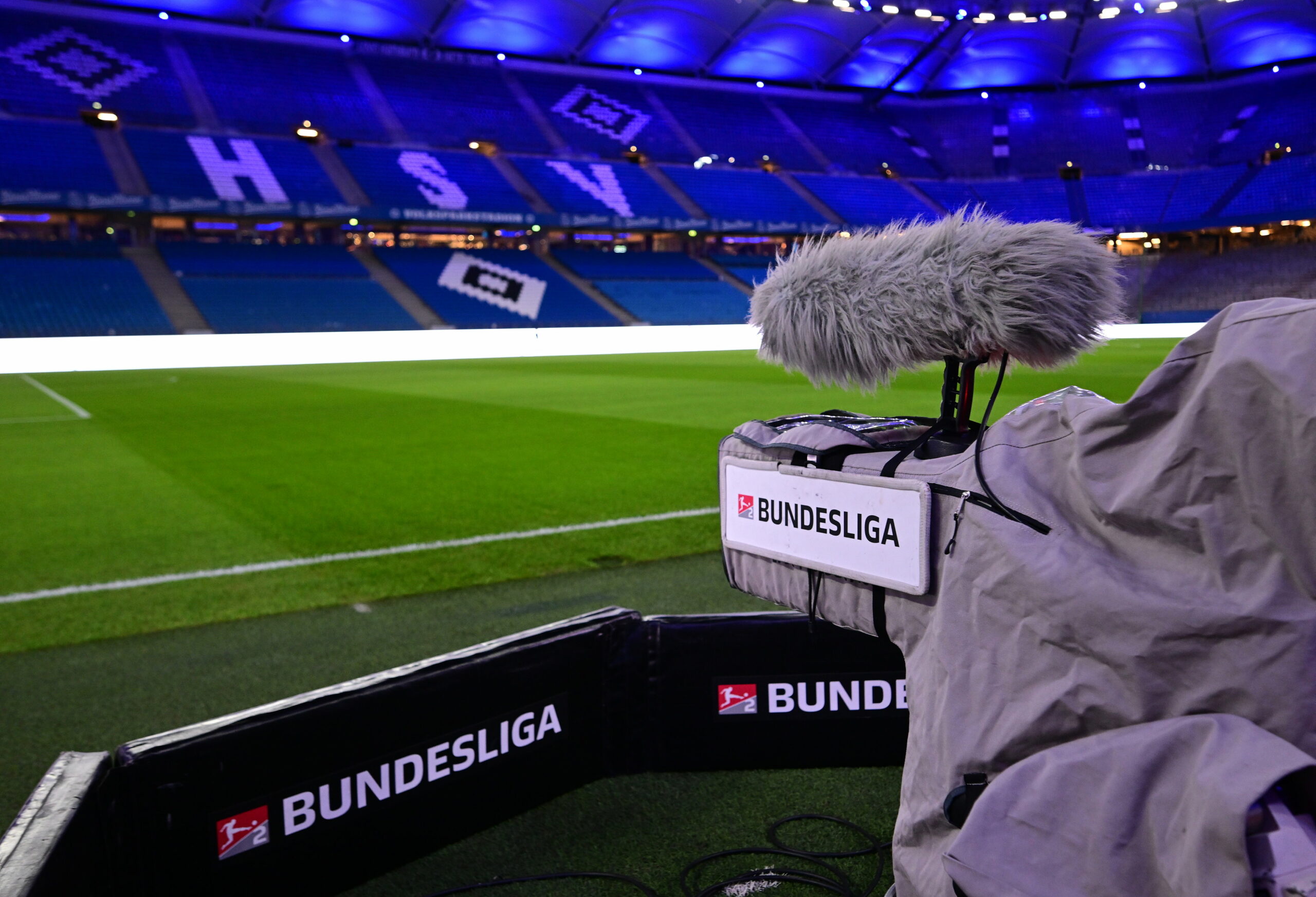 TV-Kamera im Volksparkstadion