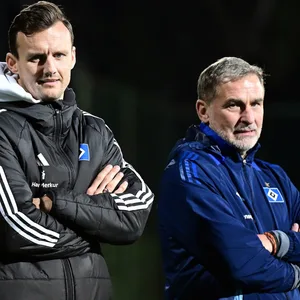 HSV-Sportvorstand Stefan Kuntz und Sportdirektor Claus Costa